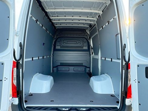 New 2026 Mercedes-Benz Sprinter 4500 image 20