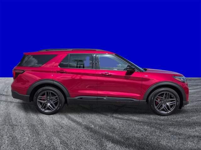 New 2026 Ford Explorer ST-Line w/ ST-Line Street Pack RWD image 3