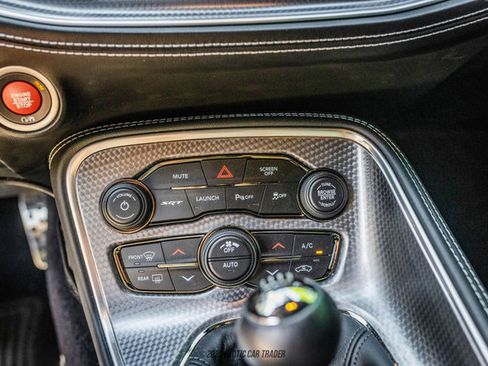 Used 2020 Dodge Challenger SRT Hellcat image 25