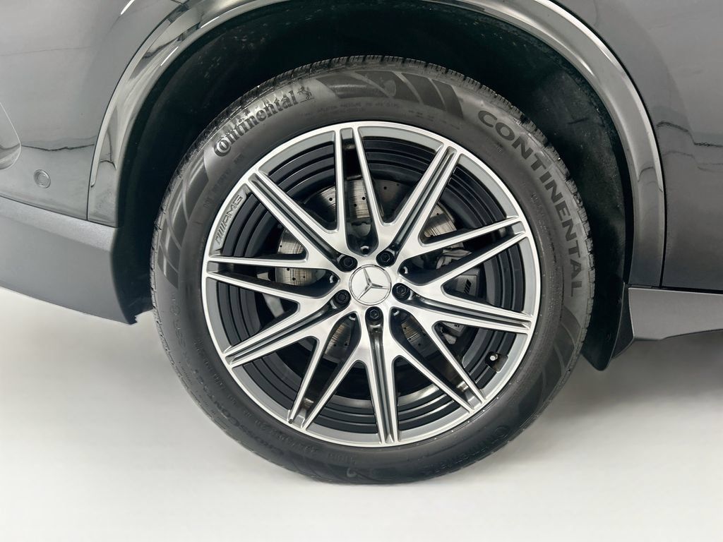 Used 2026 Mercedes-Benz GLC 43 AMG 4MATIC image 32