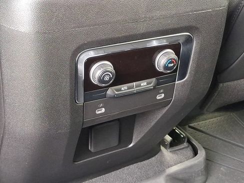 Used 2024 Chevrolet Tahoe Z71 AWD/4WD image 18