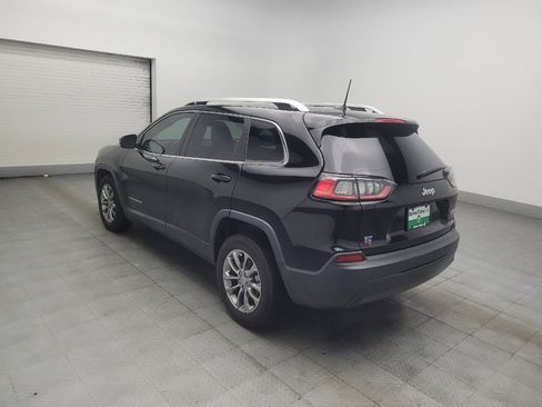 Used 2019 Jeep Cherokee Latitude Plus w/ Comfort/Convenience Group FWD image 5