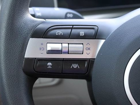 Certified 2026 Hyundai Tucson SE FWD image 25