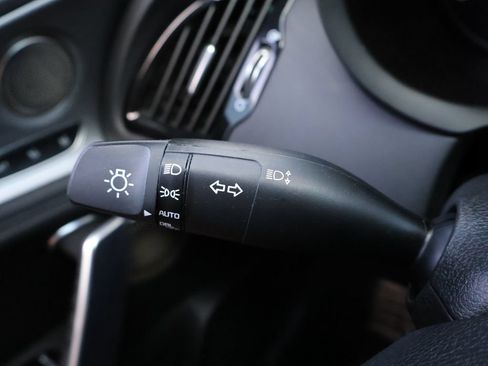 Used 2018 Kia Stinger GT2 AWD/4WD image 29