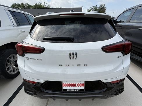 Used 2024 Buick Encore GX Sport Touring AWD/4WD image 5