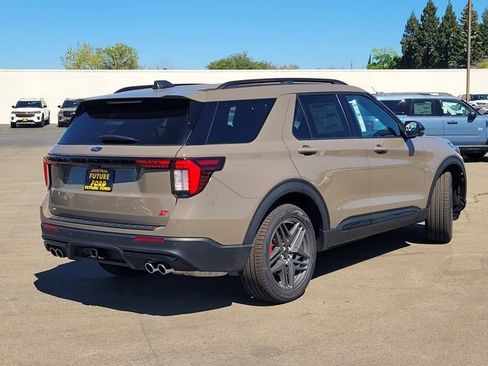New 2026 Ford Explorer ST w/ Sun And Sound Package AWD/4WD image 4