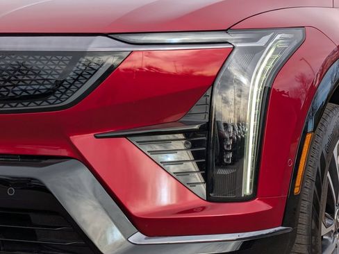New 2026 Cadillac Optiq Sport 1 AWD/4WD image 7
