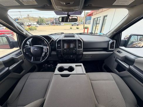 Used 2017 Ford F150 XLT w/ Equipment Group 302A Luxury image 19