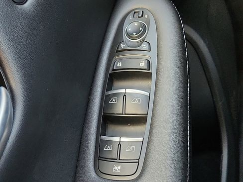 Used 2024 INFINITI QX50 Luxe image 8