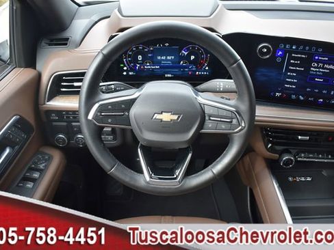 Used 2025 Chevrolet Tahoe High Country image 35