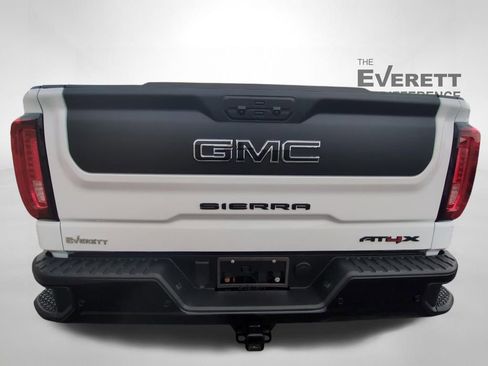 Used 2025 GMC Sierra 1500 AT4X AWD/4WD image 5