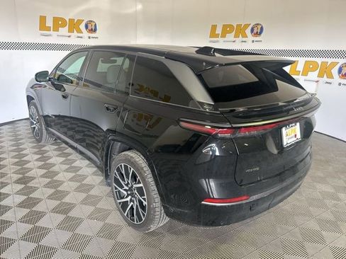 Used 2025 Jeep Wagoneer S Limited AWD/4WD image 9