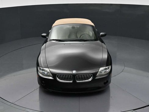 Used 2005 BMW Z4 3.0i RWD image 26
