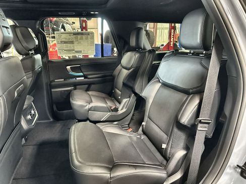 New 2026 Ford Expedition Platinum w/ Stealth Appearance Package AWD/4WD image 25