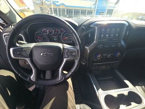 Used 2020 Chevrolet Silverado 1500 RST image 6