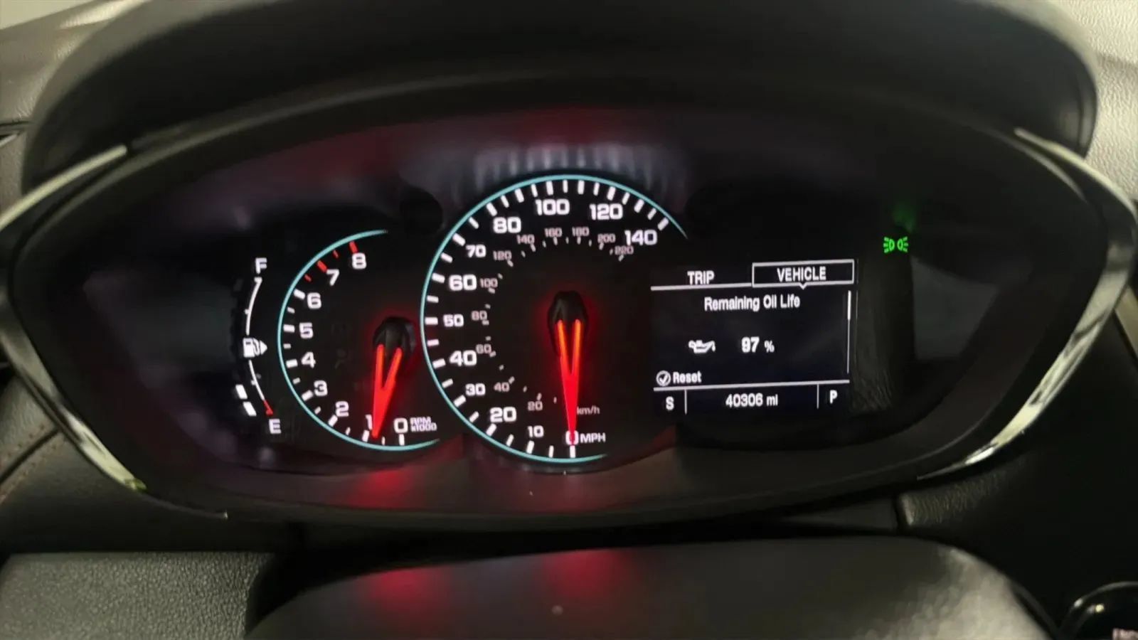 Used 2018 Chevrolet Trax LT w/ LT Convenience Package FWD image 11