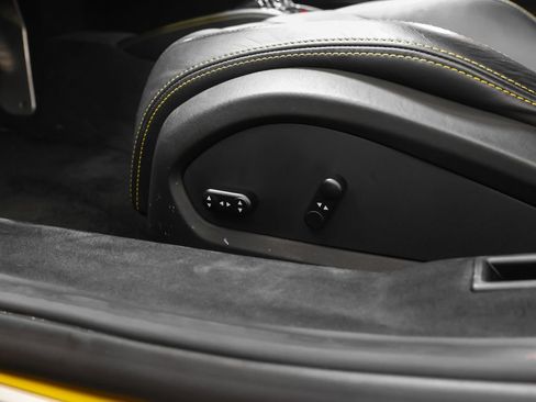 Used 2010 Ferrari 458 Italia Coupe RWD image 44
