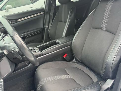 Used 2021 Honda Civic Sport image 11