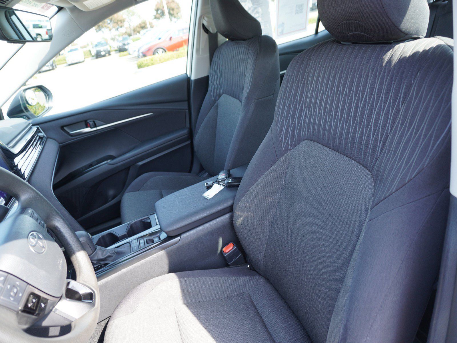 Used 2025 Toyota Camry LE w/ Convenience Package FWD image 21