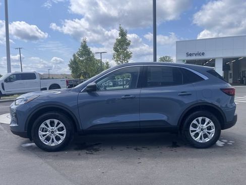Certified 2024 Ford Escape Active AWD/4WD image 2