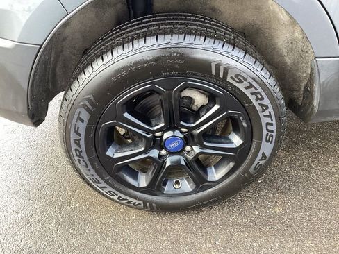 Used 2019 Ford EcoSport SE w/ SE Convenience Package image 7