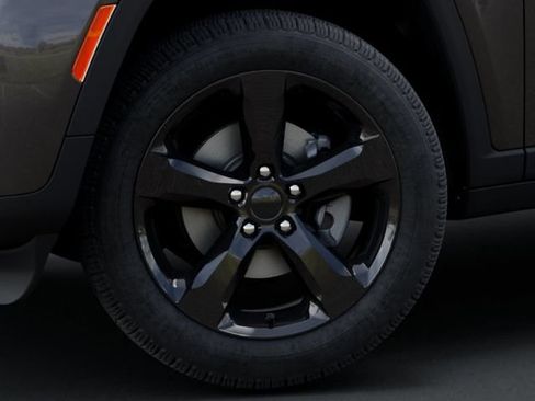 New 2026 Jeep Grand Cherokee L Limited AWD/4WD image 8