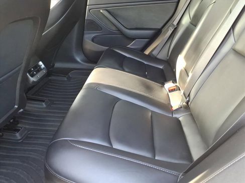 Used 2019 Tesla Model 3 Standard Range Plus image 13