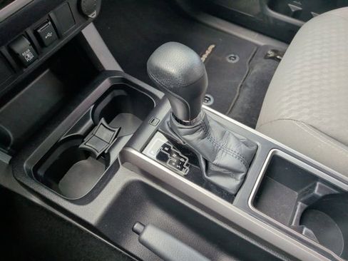Used 2021 Toyota Tacoma SR5 RWD image 22