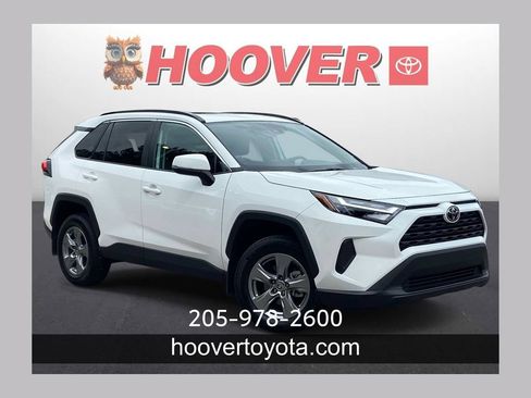 Used 2025 Toyota RAV4 XLE w/ Convenience Package FWD image 1