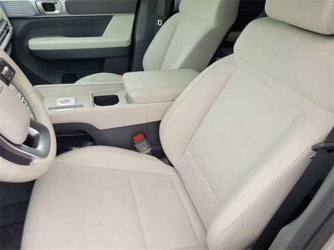 New 2026 Hyundai Santa Fe SE image 11