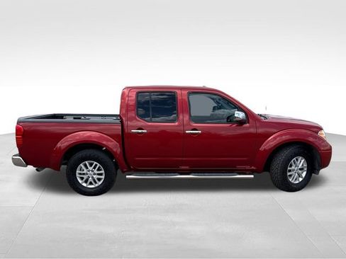 Used 2016 Nissan Frontier SV RWD image 8