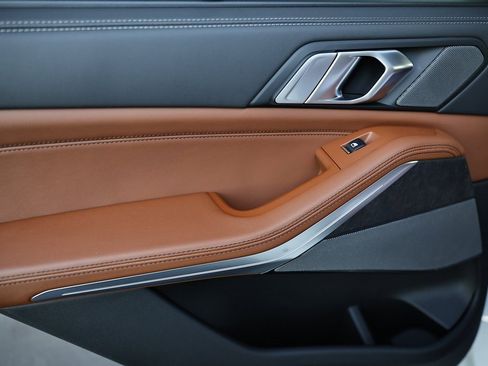 New 2026 BMW X5 xDrive40i w/ M Sport Package image 23