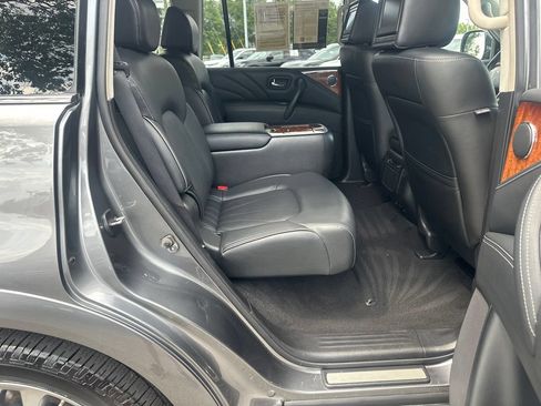 Used 2017 INFINITI QX80 4WD w/ Deluxe Technology Package image 13