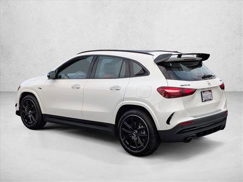 Certified 2025 Mercedes-Benz GLA 35 AMG AMG GLA 35 image 8