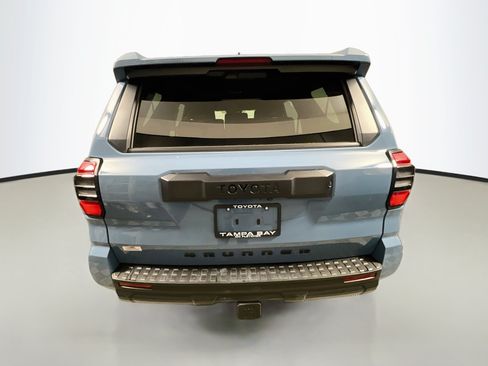 Used 2026 Toyota 4Runner SR5 AWD/4WD image 6