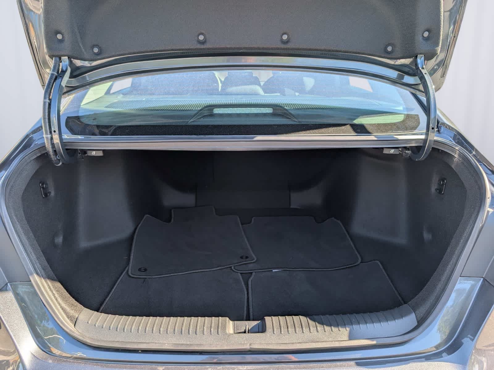 Certified 2023 Honda Accord EX image 12