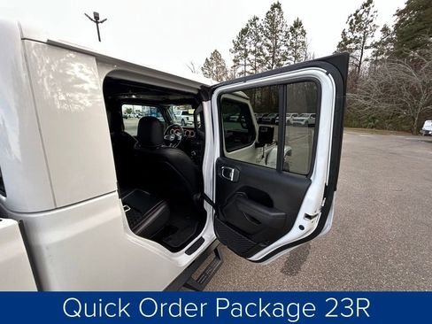 Used 2022 Jeep Gladiator Rubicon w/ LED Lighting Group image 18