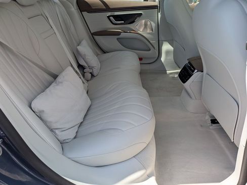 Certified 2023 Mercedes-Benz EQS 580 4MATIC Sedan image 21