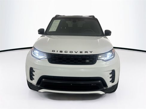 Used 2023 Land Rover Discovery S R-Dynamic image 2