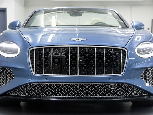 New 2026 Bentley Continental GTC AWD/4WD image 13