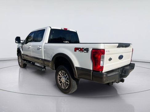 Used 2017 Ford F250 King Ranch w/ FX4 Off-Road Package AWD/4WD image 5