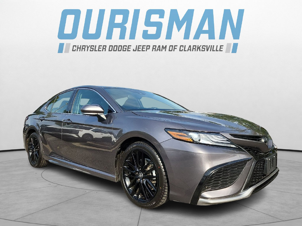Used 2024 Toyota Camry XSE FWD image 1