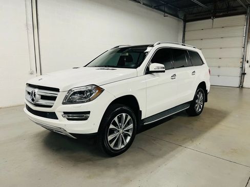Used 2015 Mercedes-Benz GL 450 4MATIC image 2