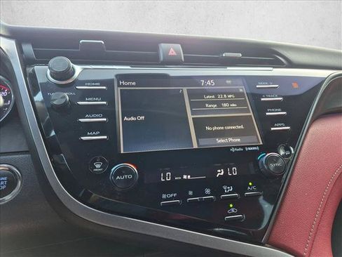 Used 2019 Toyota Camry XSE FWD image 14