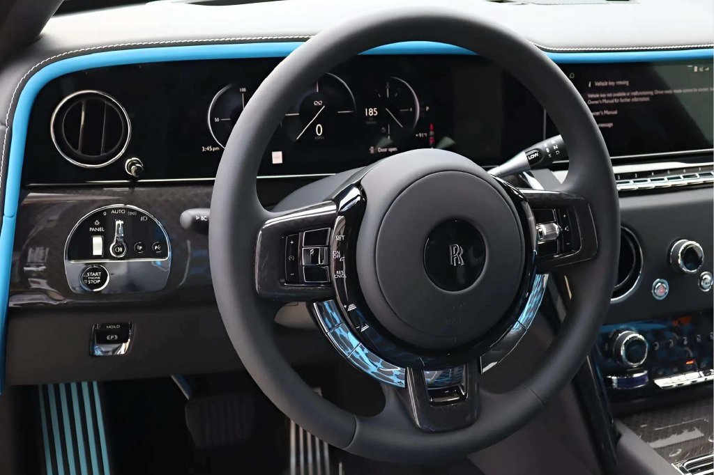 New 2027 Rolls-Royce Cullinan Black Badge AWD/4WD image 15