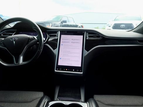 Used 2018 Tesla Model S 75D AWD/4WD image 8
