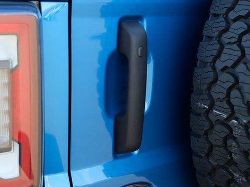 New 2025 Ford Bronco Badlands w/ Sasquatch Package image 7