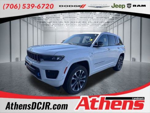 Certified 2023 Jeep Grand Cherokee Overland w/ Luxury Tech Group IV image 1