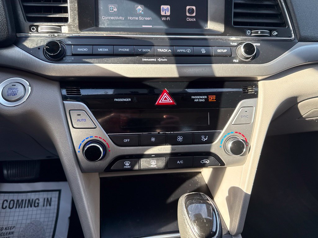 Used 2017 Hyundai Elantra Limited FWD image 34