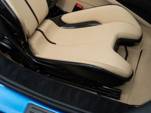 Used 2023 Ferrari 296 GTS RWD image 33